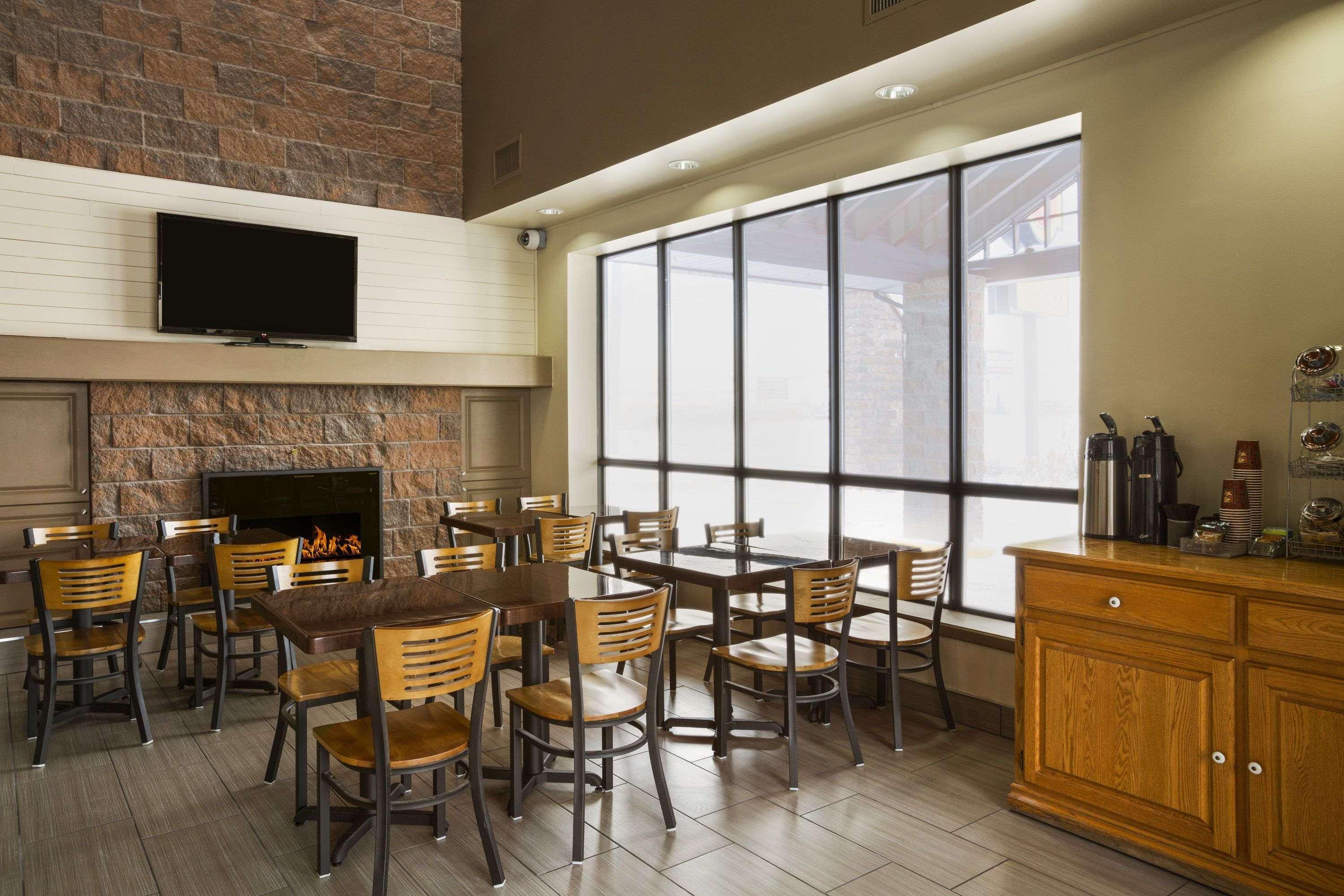 Super 8 By Wyndham Timmins On Exterior foto